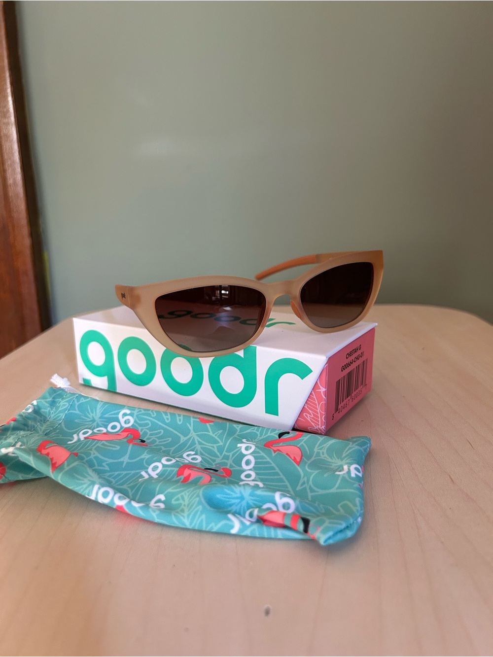 Women's Tan Cat Eye Sunglasses